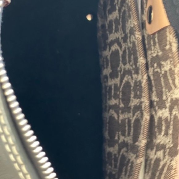 Carolina Herrera - Picture 4 of 4